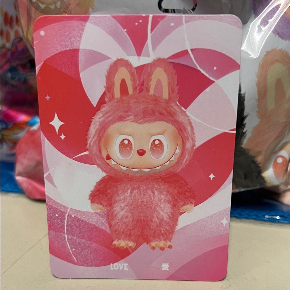 Pop Mart Big into Energy Love Figure - Picture 8 of 9